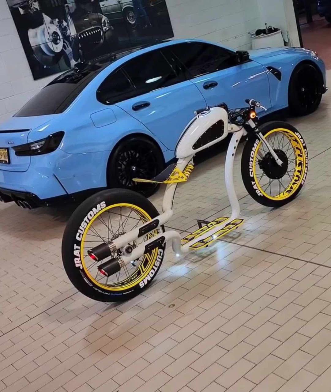 E-BIKES write down preferable colors on the note at checkout - Image 5
